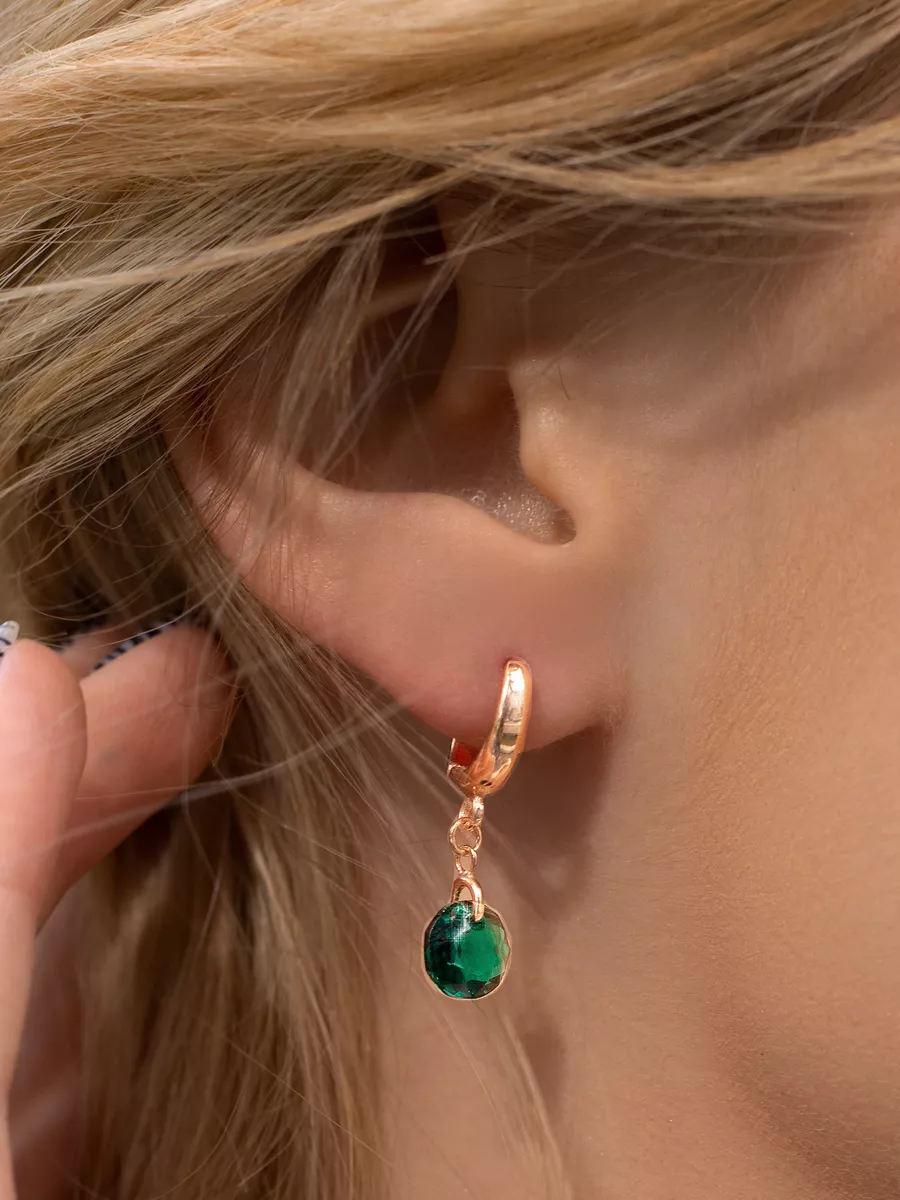 Dangle Earrings With Green Stones Crystal