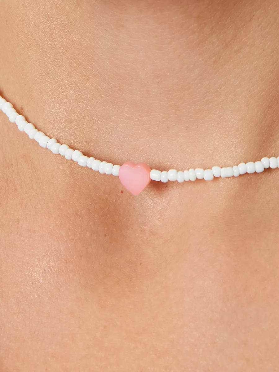 Beaded Choker White Pink Heart